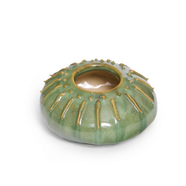 Green glow, the pebble saga, 2025